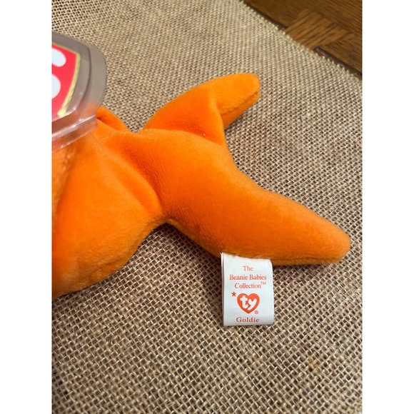 Beanie Baby Goldie (4th generation) - Picture 8 of 10
